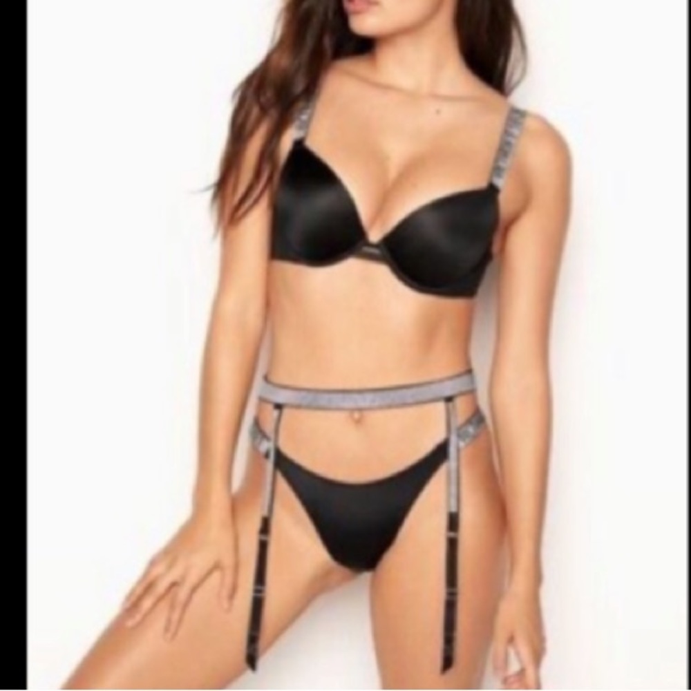 Victoria’s Secret’s Shine garter belt